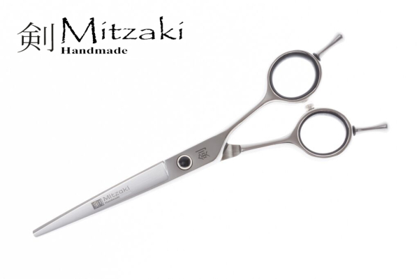 Meisterhafte Schärfe, MITZAKI Kohei Premium in 6.0 Zoll, eine Schere die sie ein Leben lang begleiten wird, ausgeprägter Hohlschliff mit DGT Schneidenpolish